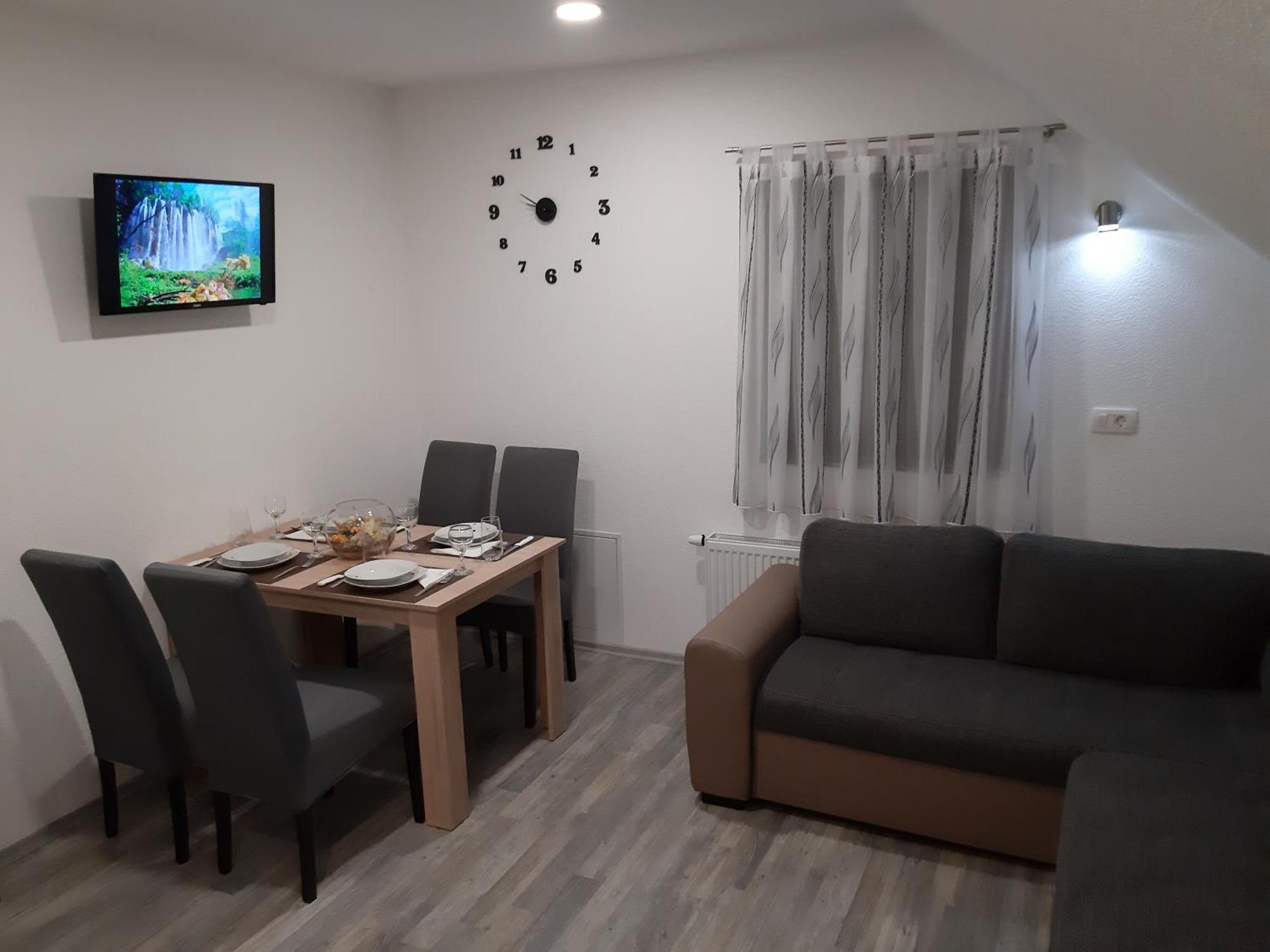 格拉博瓦茨House Naomi公寓 外观 照片
